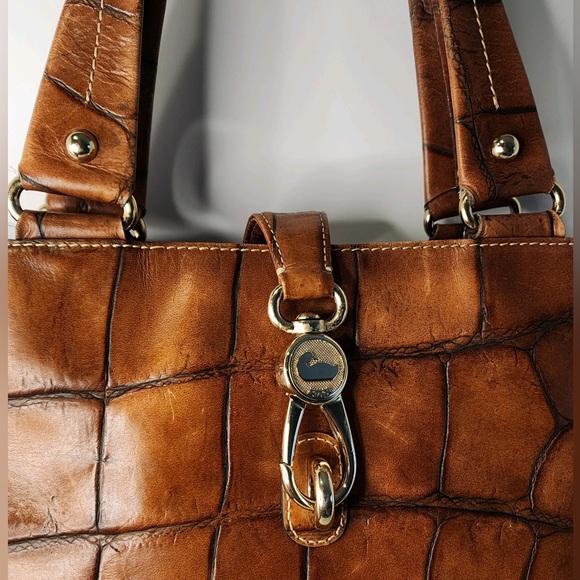 Dooney&Bourke Genuine Italian Leather Croc Embossed Pembrook AmelieTote Handbag - Picture 4 of 15